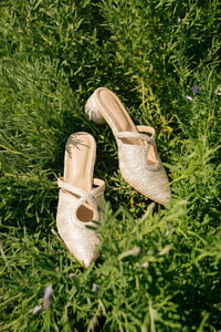 Luxe Woven Pointed Mules – Champagne silver