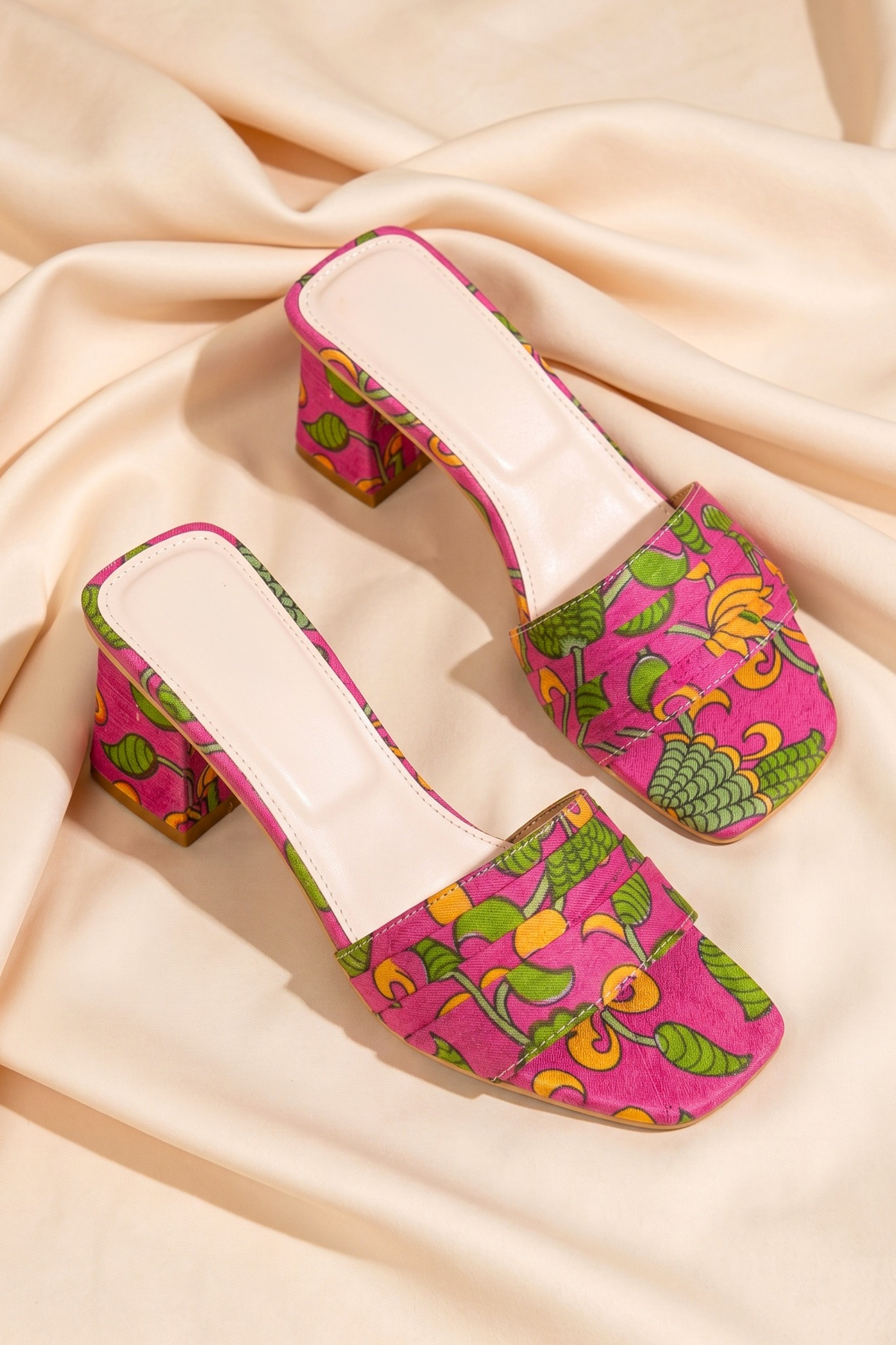 Print Parade - Pink