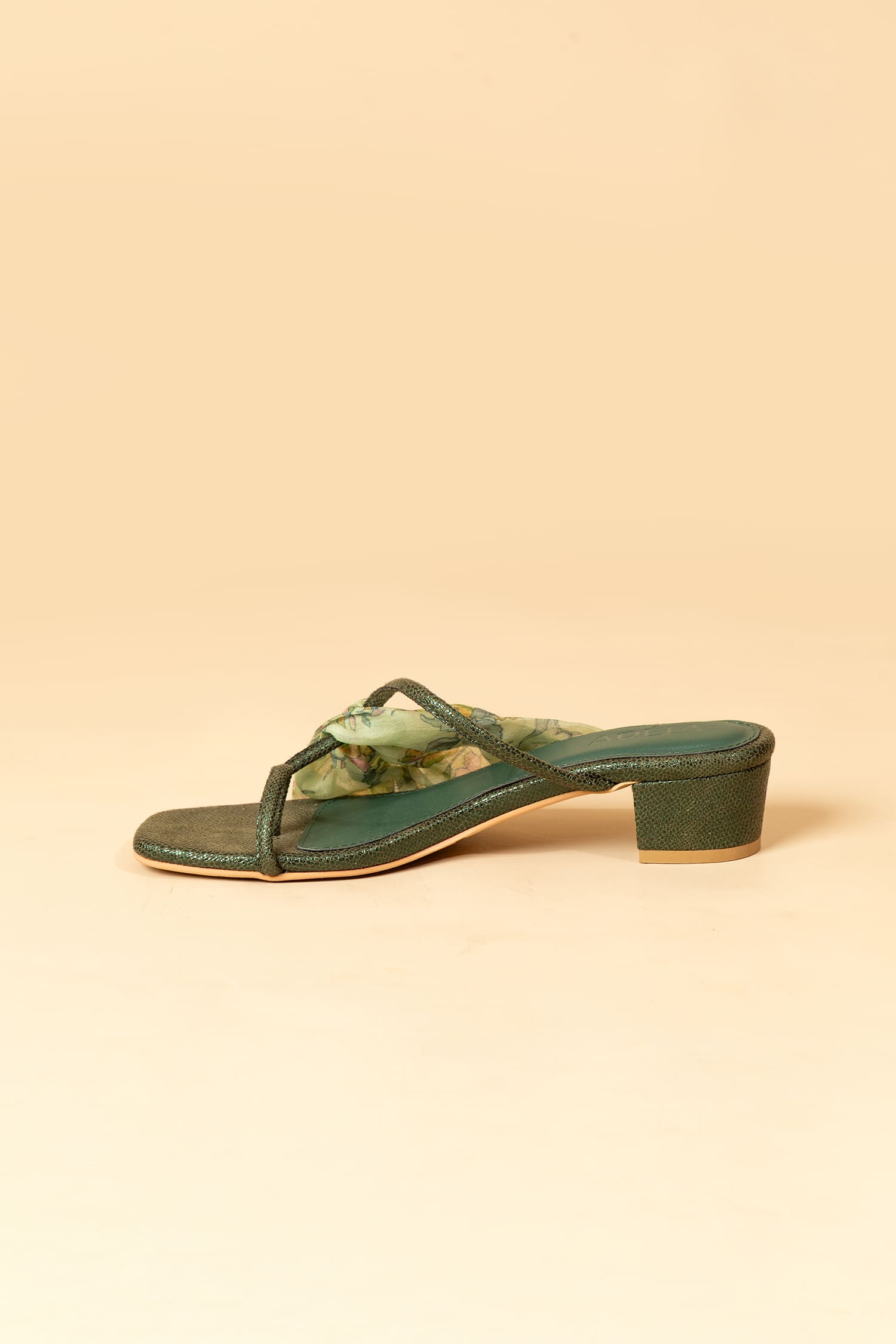 Traditional Flair - Green